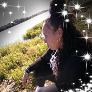 Meet your Posher, Mara